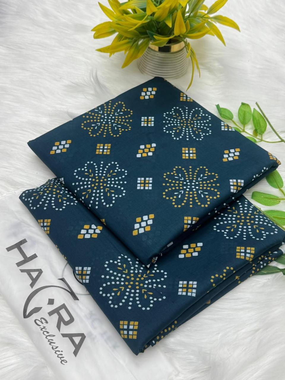 Hajra Exclusive 2pc